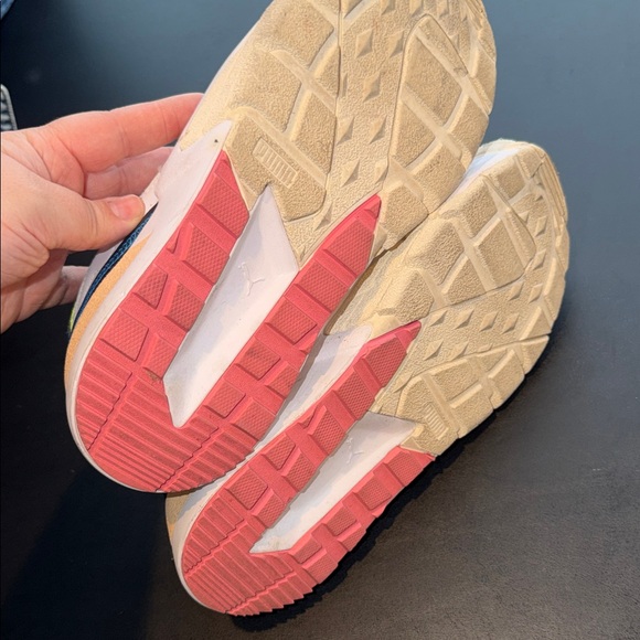 Puma Sneakers - Picture 4 of 4